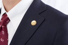 Image result for 弁護士バッジ