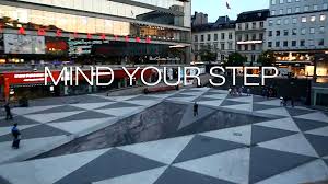 Mind Your Step – optische 3D-Illusion in der Fußgängerzone ...