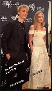 Image result for Maclaren Easy Traveller Naomi Watts and Liev Schreiber