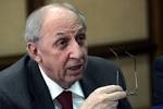 Παπαϊωάννου: Περικοπές και