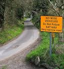 Sat Nav warning sign, - via Daymix