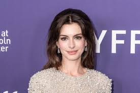 Image result for アンハサウェイ