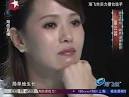 【With translation】A 68 year old lady playing the guitar singing a song for