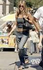 Jennifer Aniston jumps on the boyfriend jeans bandwagon ...