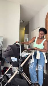 Image result for Graco's version of the Snap n Go Carnie Wilson