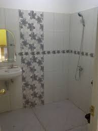 Keramik Kamar Mandi Platinum