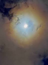 Attēlu rezultāti vaicājumam “Lunar corona”