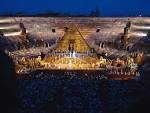 File:Arena di Verona AIDA von Guiseppe Verdi (1232258895).jpg ...