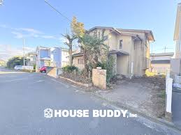 Image result for 武蔵村山市岸2丁目〈中古〉JR八高線「箱根ヶ崎」駅バス６分停歩４分　閑静な住宅地　前面道路が広いのでクルマの運転が苦手な方も車庫入れ楽々！　全居室収納充実！