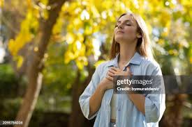 Image result for foto de pessoasrezando