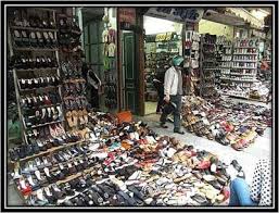 Peluang Bisnis: Proposal Usaha Toko Tas dan Sepatu