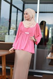 31 Koleksi Baju Muslim Modern Bentuk Dress Untuk Wanita Karir ...