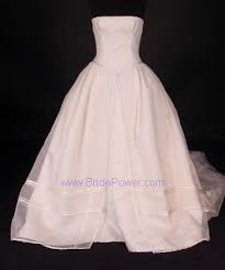 Tren Wedding Gowns