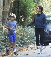 Image result for Bob Revolution Stroller Jennifer Garner