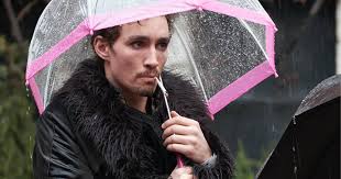 Image result for Robbie Sheehan