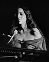 http://michelekort.files.wordpress.com/2009/10/lauranyro1.gif%3Fw%3D500