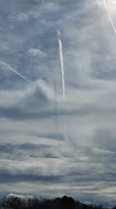 Attēlu rezultāti vaicājumam “Contrail shadows”