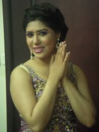 مكيآج الفنانة الكويتيه ملآك  Images?q=tbn:ANd9GcTxFJqlTtGwegzg6xjeD6pBjavFlQ950jLtPuorKvcd3pXjgBE3