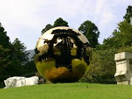 「球体をもった球体」の画像検索結果