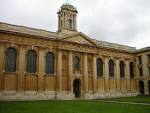 File:The Queens' College Oxford , quad.jpg - Wikipedia, the free ... 