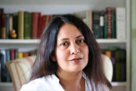 (© Charlie Lee Potter). Sunetra Gupta | ist Professorin für Theoretische Epidemiologie, hat schon fünf Romane veröffentlicht und übersetzt gerne den ... - Sunetra%20Gupta%202.1252481.jpg.1252486