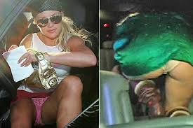 Resultado de imagem para "britney spears" calcinha