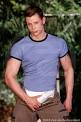 Josh Weston talks to his fans - Men of Porn