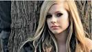 http://screencrave.frsucrave.netdna-cdn.com/wp-content/uploads/2010/01/alice-in-wonderland-avril-lavigne-28-1-1o-kc.jpg