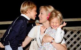 Image result for Orbit Infant System Kelly Rutherford