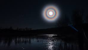 Attēlu rezultāti vaicājumam “Lunar corona”