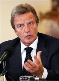 Bernard-Kouchner.jpg