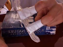 finger snowboard