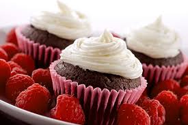 موسوعةالفواكة ===============  Chocolate-raspberry-cupcakes