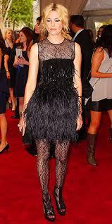 Elizabeth Banks fashion