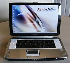 toshiba satellite p 25