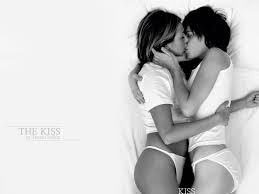 kiss tanya