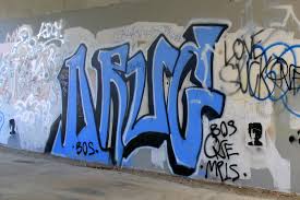 spray paint walls