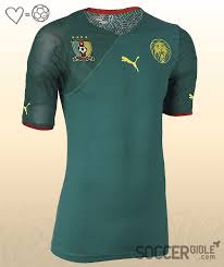 puma football jersey