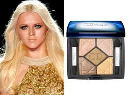 gold glitter eyeshadow