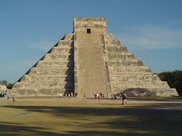 chichen itza pyramids