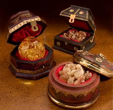 frankincense & myrrh