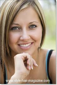 brown hair with chunky blonde highlights