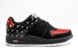 famous sas shoes