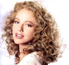 hairstyles for curly hair