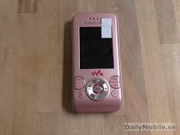 sony ericsson w580 pink