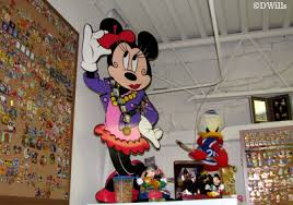 disney pins trading