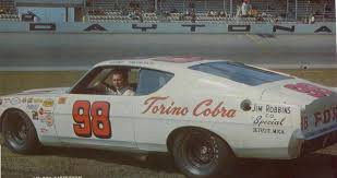 Daytona 500 winning Ford