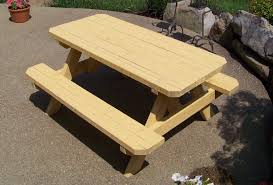 childrens wooden tables