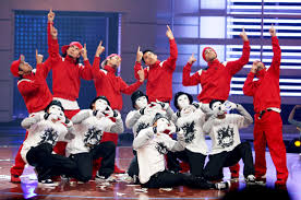 JabbaWockeeZ and Super Cr3w.