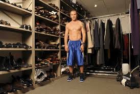 Intern Sean Avery